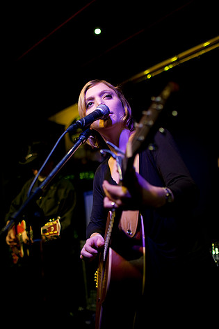 2011-02-20 - Eilen Jewell från Akkurat, Stockholm