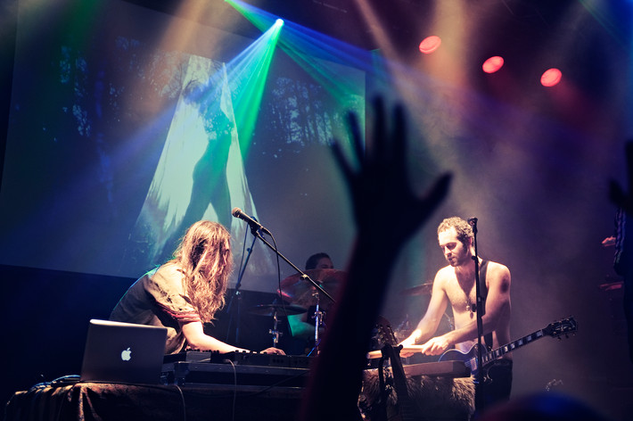 2011-02-12 - Crystal Fighters från Debaser Medis, Stockholm