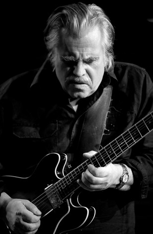 2011-03-03 - Roffe Wikström från Kulturbaren, Trollhättan