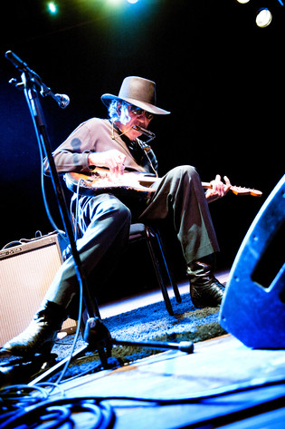 2011-03-09 - Tony Joe White från Göta Källare, Stockholm