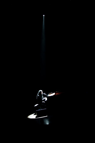 2011-04-02 - Diamanda Galás från Uppsala Konsert & Kongress, Uppsala