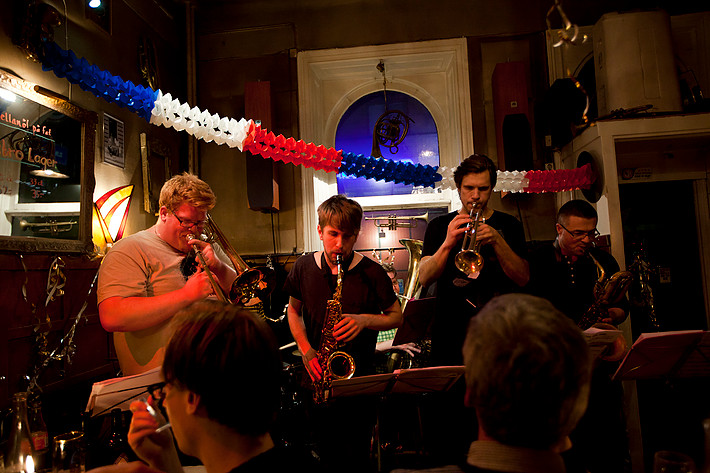 2011-04-09 - LED från Glenn Miller Café, Stockholm