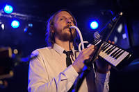 2011-04-17 - Friska Viljor från ISC Club, Bern
