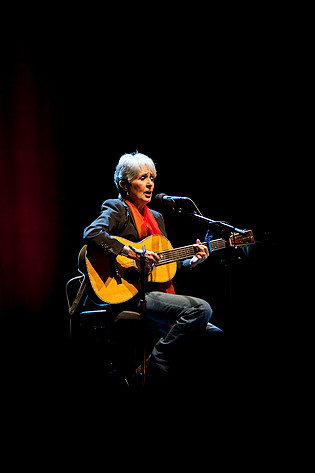 2011-04-19 - Joan Baez från Cirkus, Stockholm