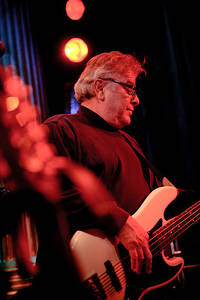 2011-04-29 - Los Lobos från Nalen, Stockholm