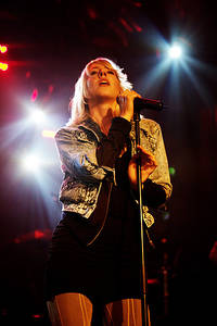 2011-05-07 - Veronica Maggio från Folkets Park, Huskvarna