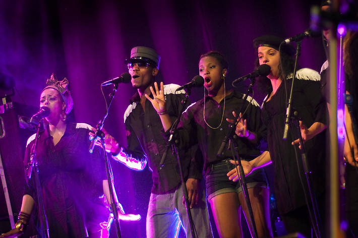 2011-05-07 - Jenny Wilson & Tensta Gospel Choir från Trädgår'n, Göteborg