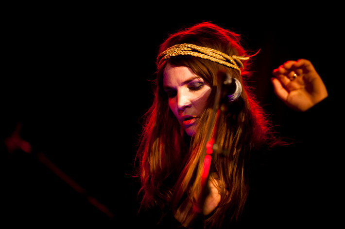 2011-05-06 - Jennie Abrahamson från Guitars, Umeå