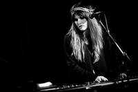 2011-05-06 - Jennie Abrahamson från Guitars, Umeå
