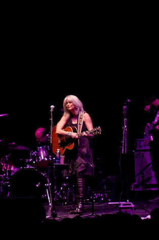 2011-05-24 - Emmylou Harris från Cirkus, Stockholm