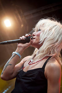 2011-06-03 - The Sounds från Siesta!, Hässleholm