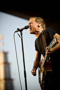 2011-06-09 - Bryan Adams från Gröna Lund, Stockholm