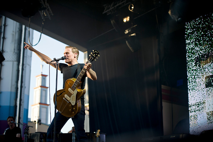 2011-06-09 - Bryan Adams från Gröna Lund, Stockholm