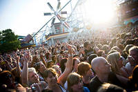 2011-06-09 - Bryan Adams från Gröna Lund, Stockholm