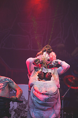 2011-06-09 - Gwar från Sweden Rock Festival, Sölvesborg