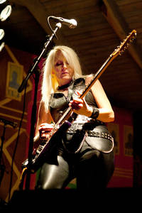 2011-06-03 - Girlschool från Tyrolen, Alvesta