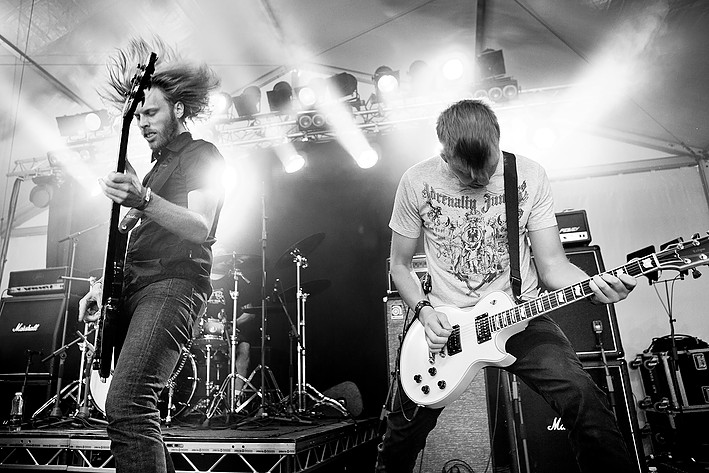 2011-06-16 - Burning libra från West Coast Riot, Göteborg