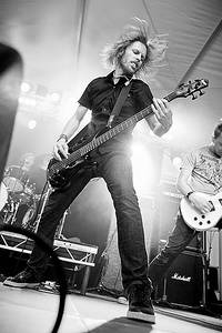2011-06-16 - Burning libra från West Coast Riot, Göteborg