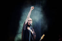 2011-06-29 - Lykke Li från Peace & Love, Borlänge