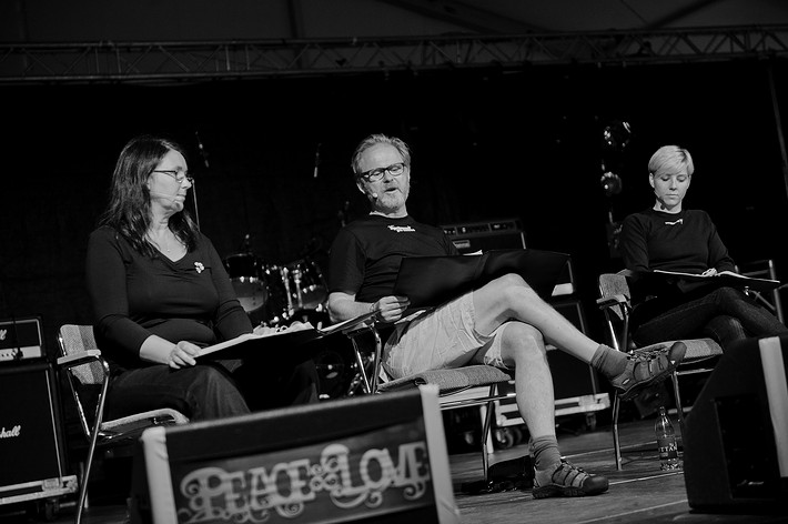 2011-06-29 - Teater "En värld att leva i" från Peace & Love, Borlänge