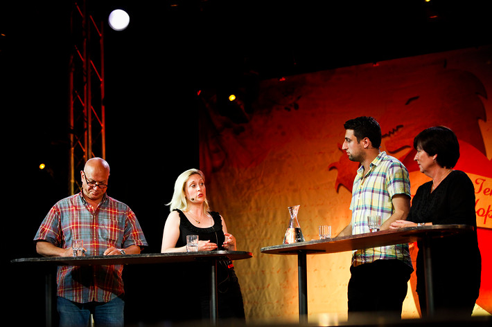 2011-06-30 - Debatt 3 "Vill du också ha ett folkmord?" från Peace & Love, Borlänge