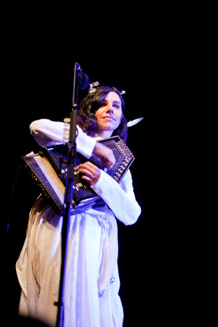 2011-06-30 - PJ Harvey från Roskildefestivalen, Roskilde