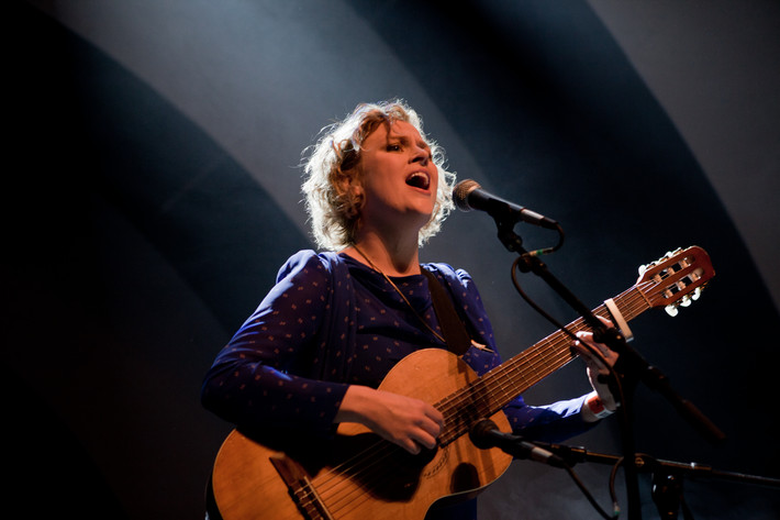 2011-07-01 - Ólöf Arnalds från Roskildefestivalen, Roskilde