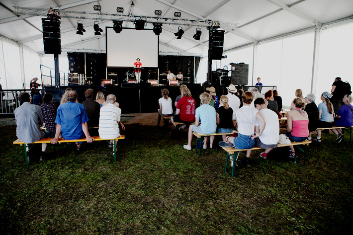 2011-07-01 - Wikileaks och yttrandefriheten från Peace & Love, Borlänge