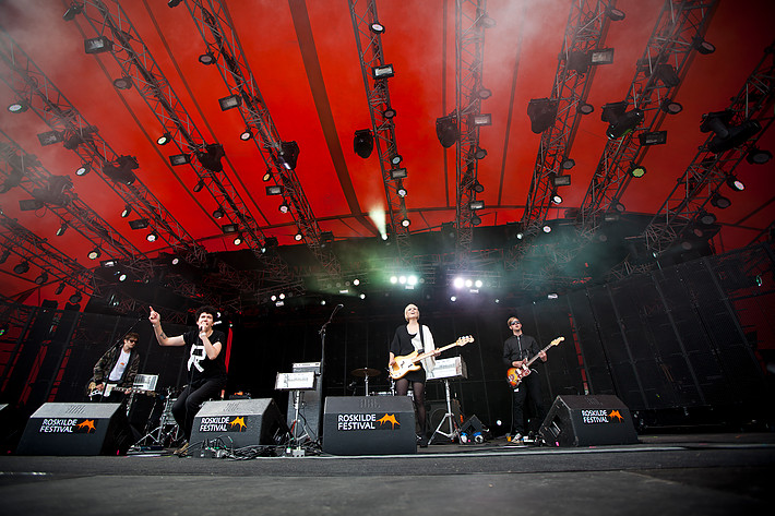 2011-07-01 - The Raveonettes från Roskildefestivalen, Roskilde