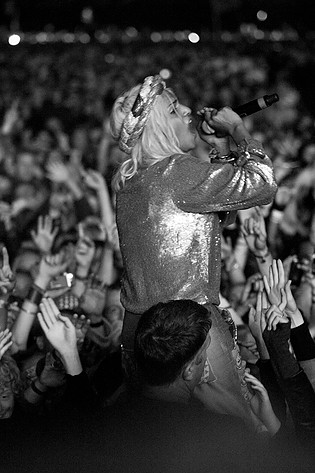 2011-06-30 - M.I.A. från Roskildefestivalen, Roskilde