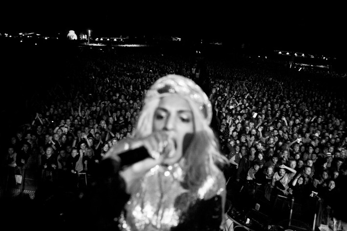 2011-06-30 - M.I.A. från Roskildefestivalen, Roskilde