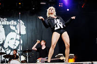 2011-07-01 - The Sounds från Peace & Love, Borlänge