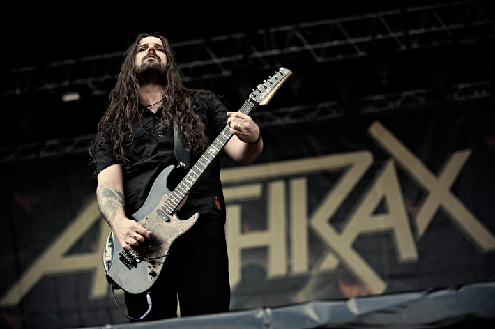 2011-07-03 - Anthrax från Ullevi, Göteborg