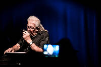 2011-07-04 - John Mayall från Debaser Medis, Stockholm