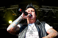 2011-07-07 - Papa Roach från Getaway Rock, Gävle