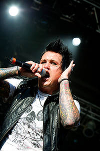 2011-07-07 - Papa Roach från Getaway Rock, Gävle