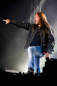 2011-07-09 - Hammerfall från Getaway Rock, Gävle