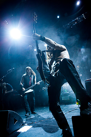 2011-07-09 - Enslaved från Getaway Rock, Gävle
