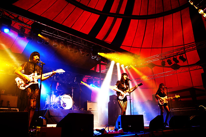 2011-07-15 - Dum Dum Girls från Hultsfredsfestivalen, Hultsfred