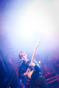 2011-07-15 - Anna Calvi från Hultsfredsfestivalen, Hultsfred