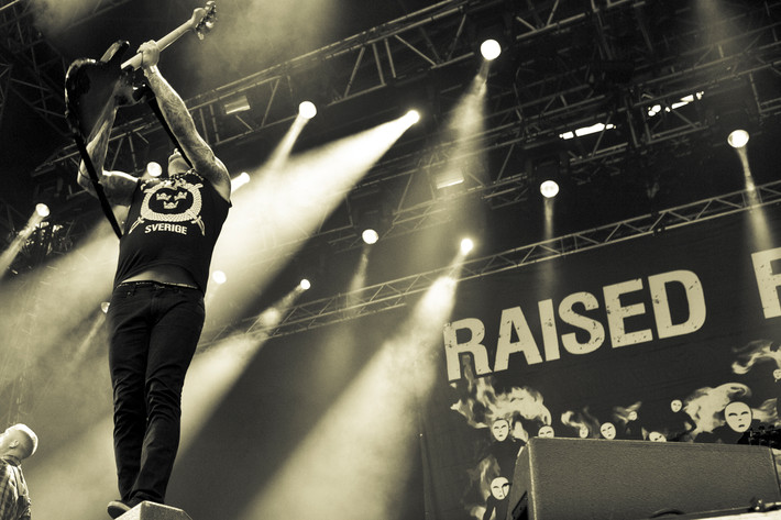 2011-07-16 - Raised Fist från Hultsfredsfestivalen, Hultsfred