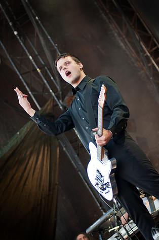 2011-07-16 - White Lies från Hultsfredsfestivalen, Hultsfred