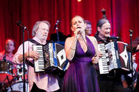 2011-07-21 - Benny Anderssons Orkester med Helen Sjöholm från Platinom, Örnsköldsvik