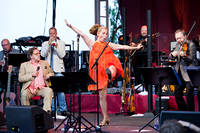 2011-07-21 - Benny Anderssons Orkester med Helen Sjöholm från Platinom, Örnsköldsvik