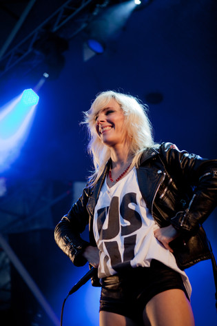 2011-07-28 - The Sounds från Storsjöyran, Östersund