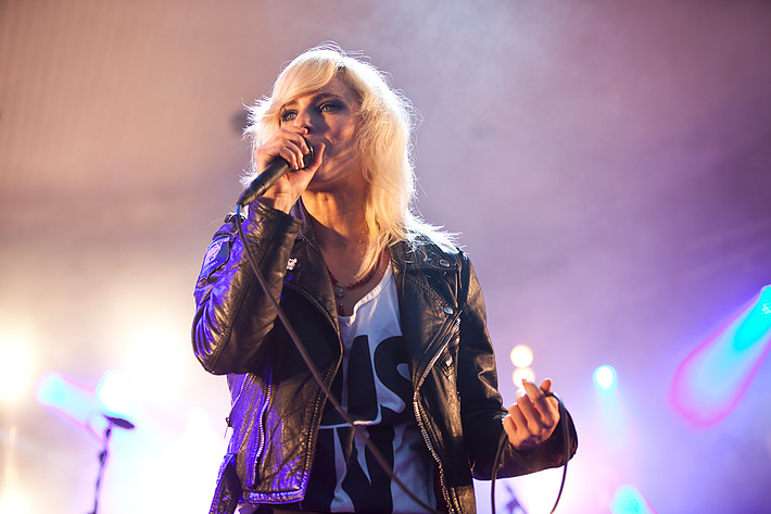 2011-07-28 - The Sounds från Storsjöyran, Östersund