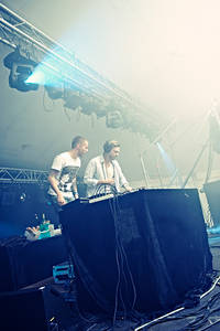 2011-07-27 - Karlsson & Winnberg of Miike Snow från Storsjöyran, Östersund