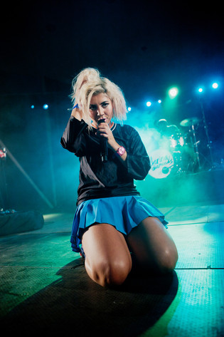 2011-07-30 - Marina and the Diamonds från Storsjöyran, Östersund