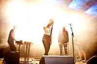2011-07-27 - Icona Pop från Emmabodafestivalen, Emmaboda