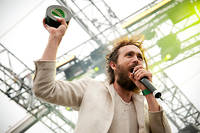 2011-08-12 - Edward Sharpe & The Magnetic Zeros från Way Out West, Göteborg